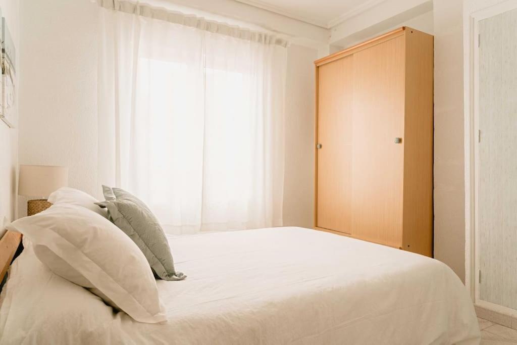 Apartamento Frente Al Mar, Familiar Y Acogedor. Santa Pola Buitenkant foto
